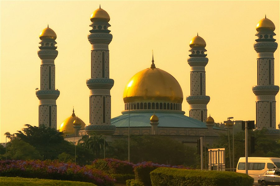 Masjid Omar Ali Saifuddien